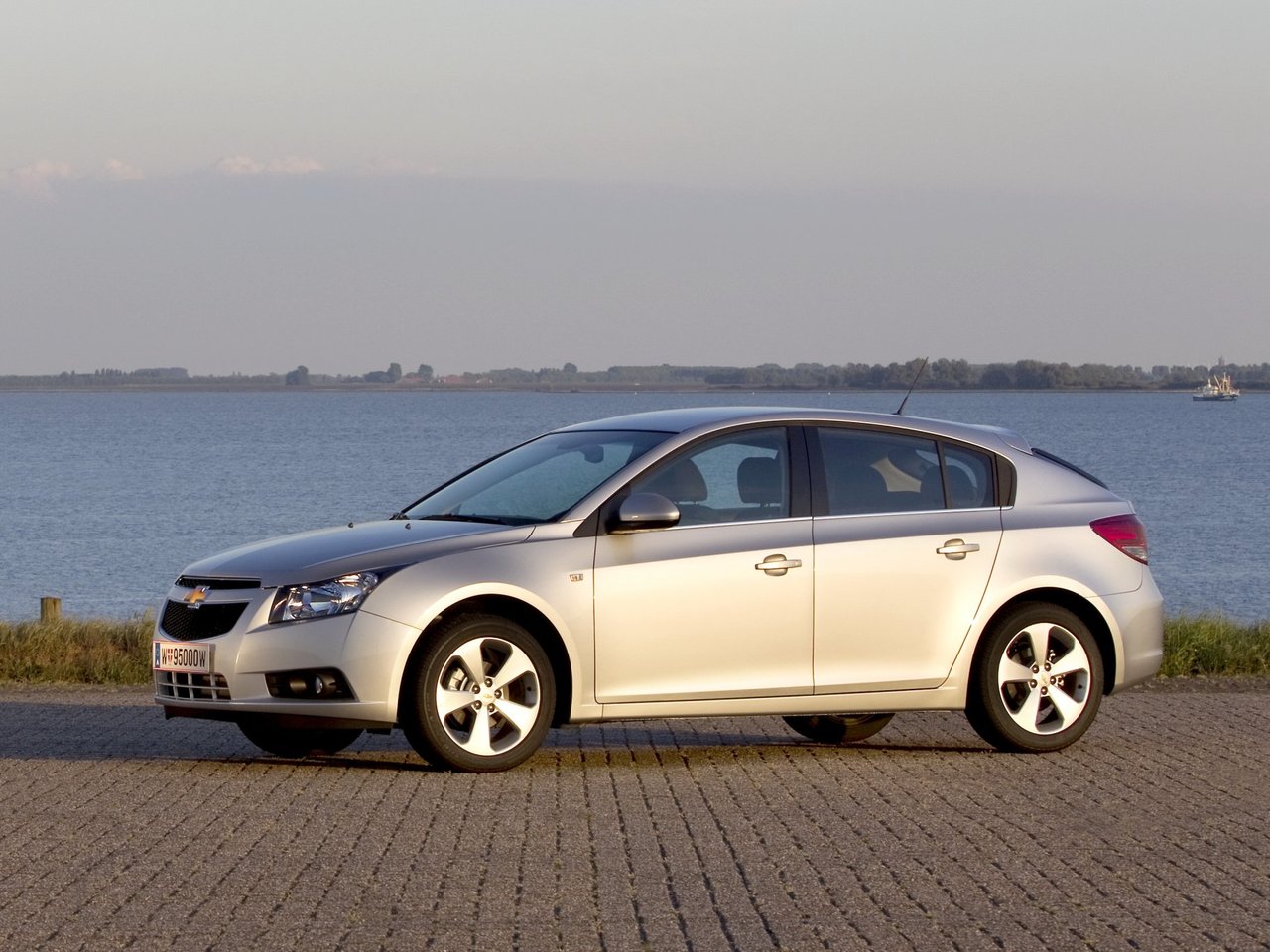 Подбор шин и дисков для автомобиля Chevrolet Cruze