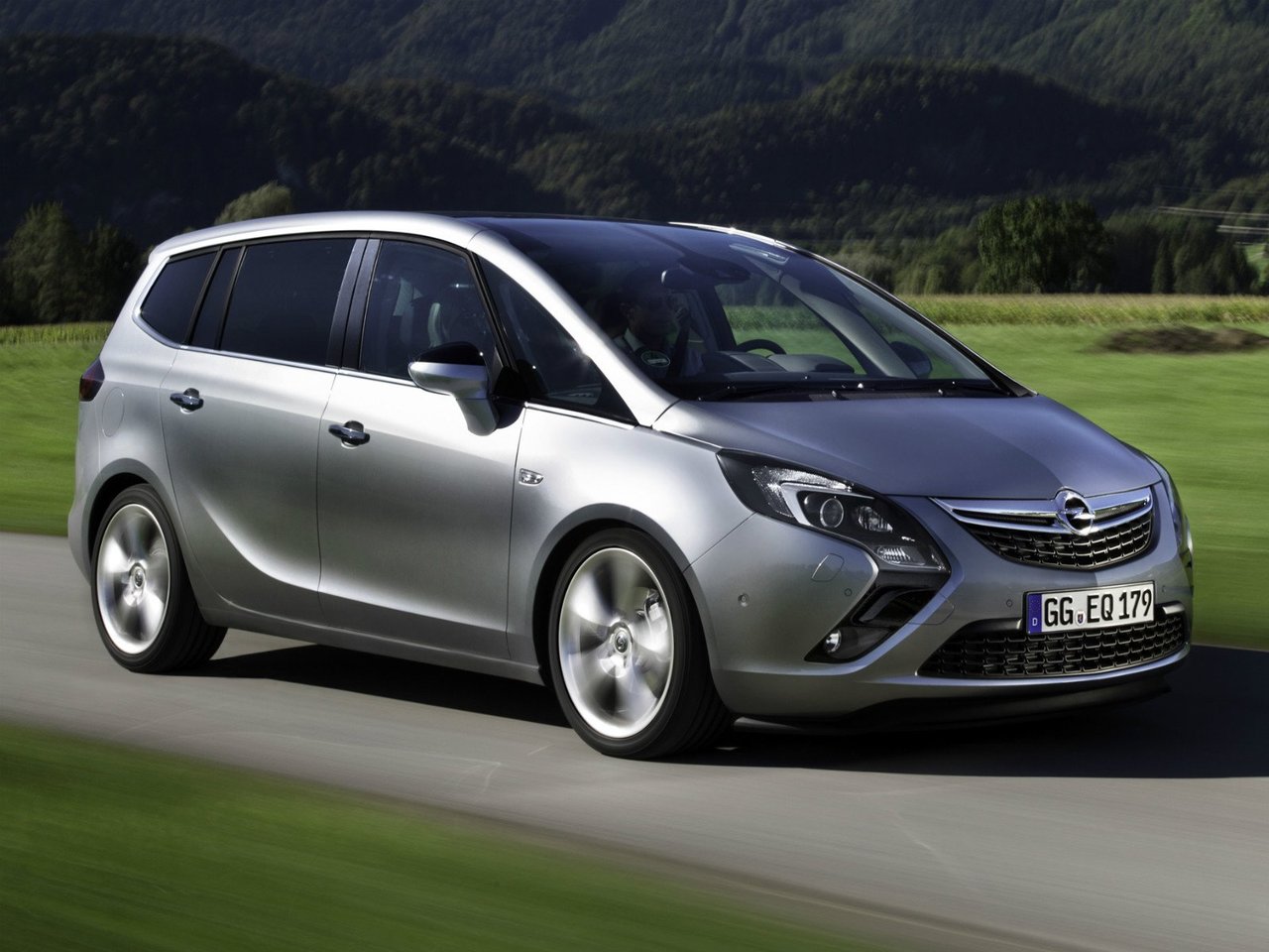 Подбор шин на Opel Zafira