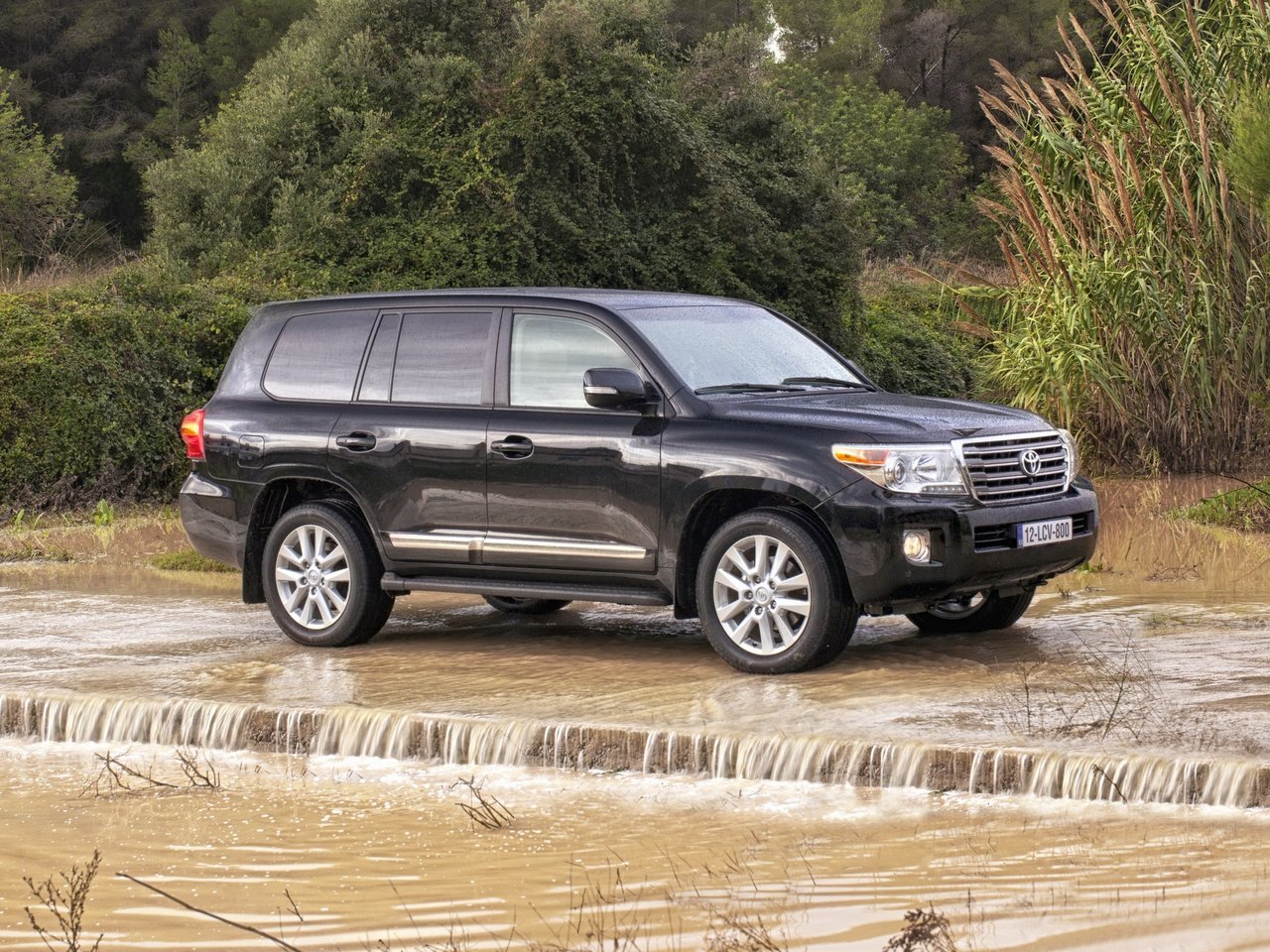 Подбор шин на Toyota Land Cruiser 200