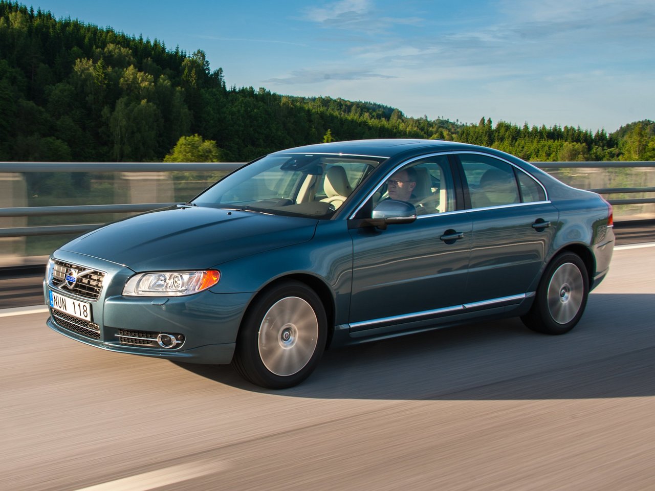 Подбор шин на Volvo S80 II