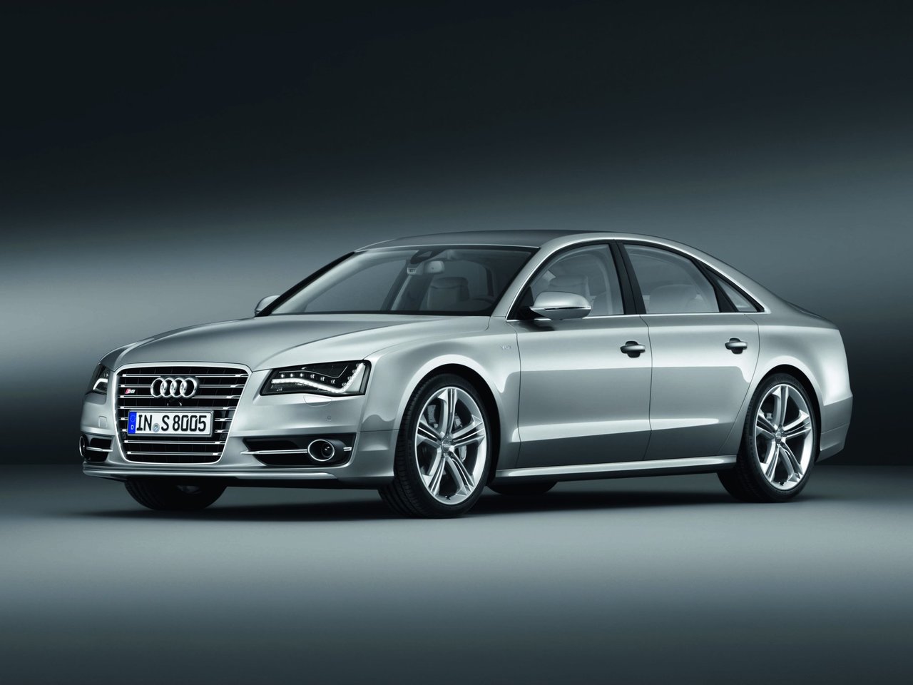 Подбор шин на Audi S8 III (D4, 4H)
