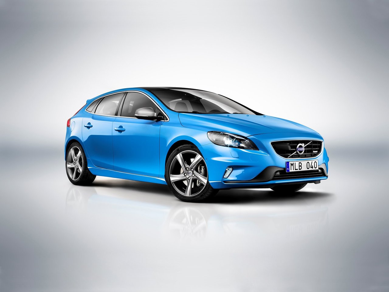 Подбор шин на Volvo V40 II Cross Country