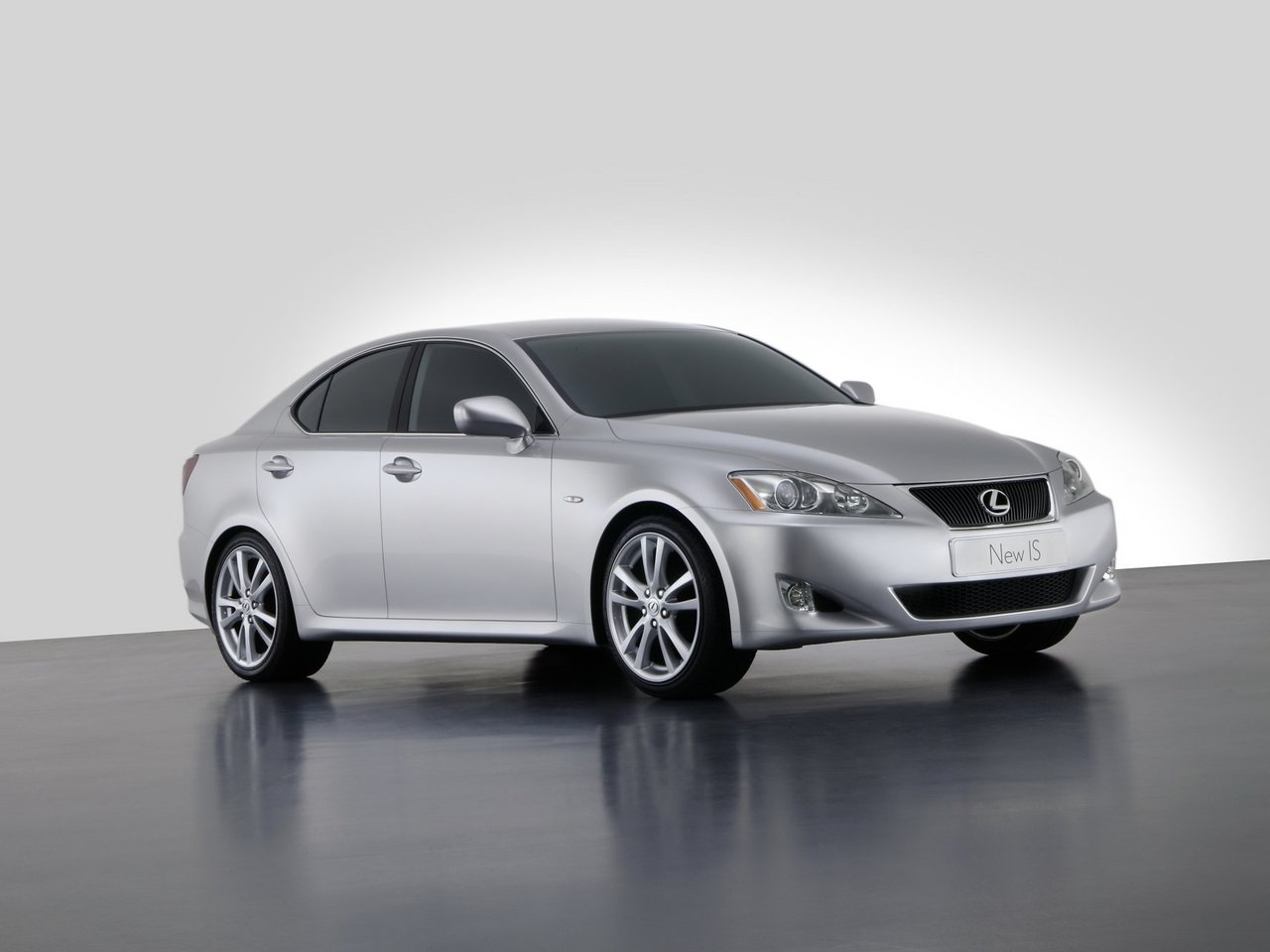 Подбор шин и дисков для автомобиля Lexus IS II (XE20)